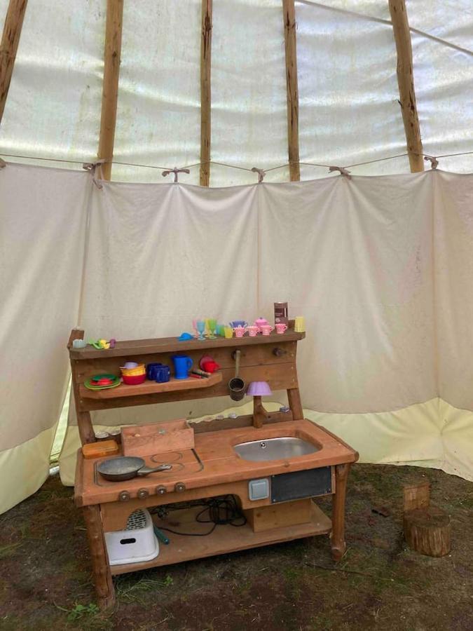 Aughavannagh Yurt Glamping Aughrim Eksteriør billede